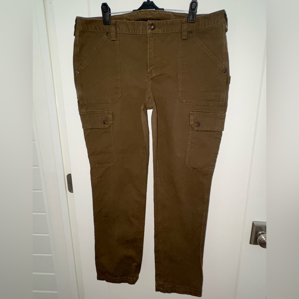 Duluth Trading Co. DuluthFlex Fire Hose slim leg cargo pant 14x31 EUC